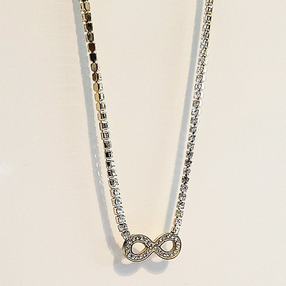 COLLIER "PRETTY"