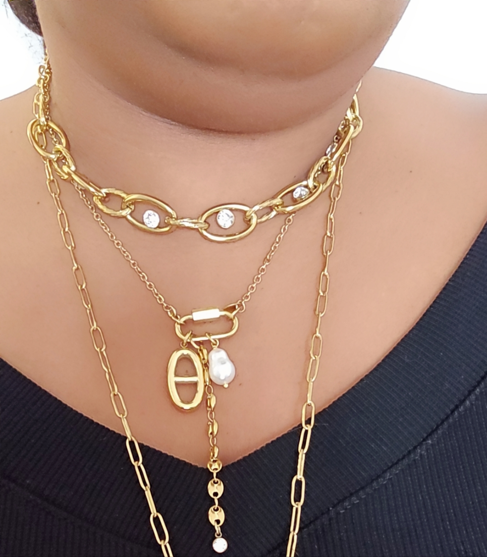 COLLIER MARTINA