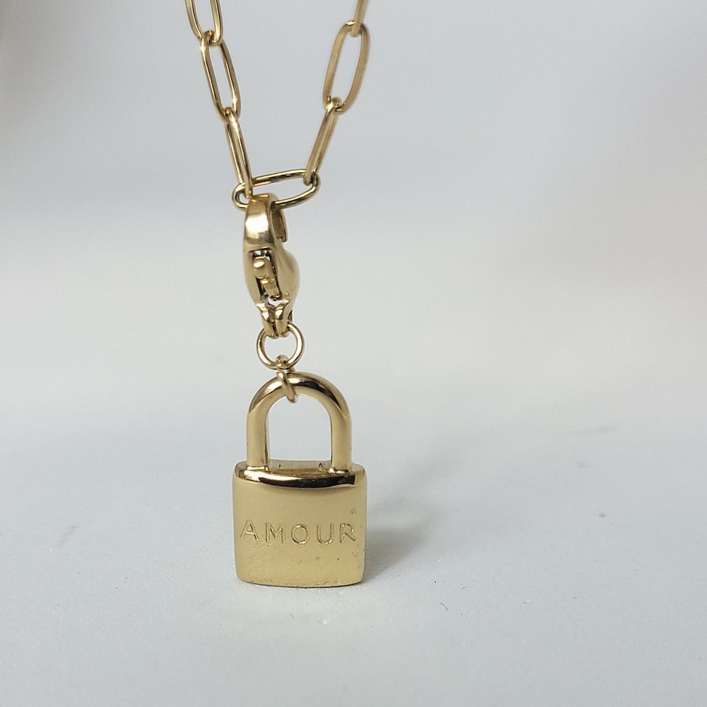 CHARM "AMOUR"
