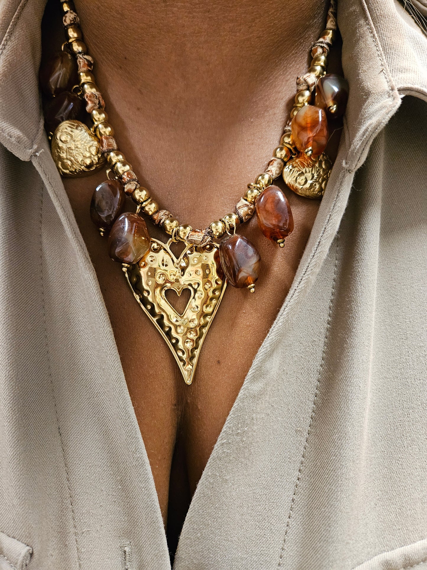 COLLIER ELORA