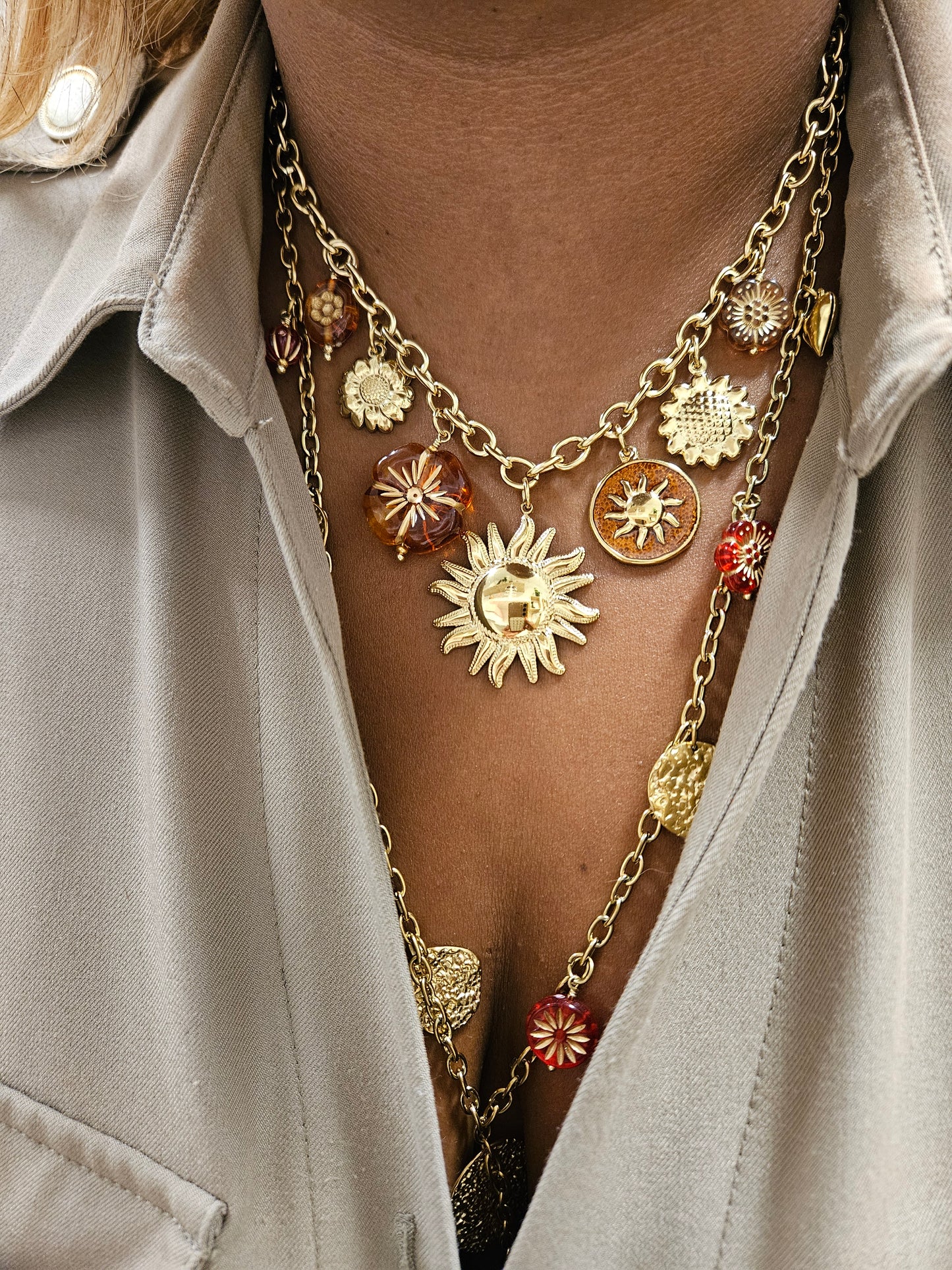COLLIER ZOE