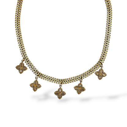 COLLIER OLIVIA