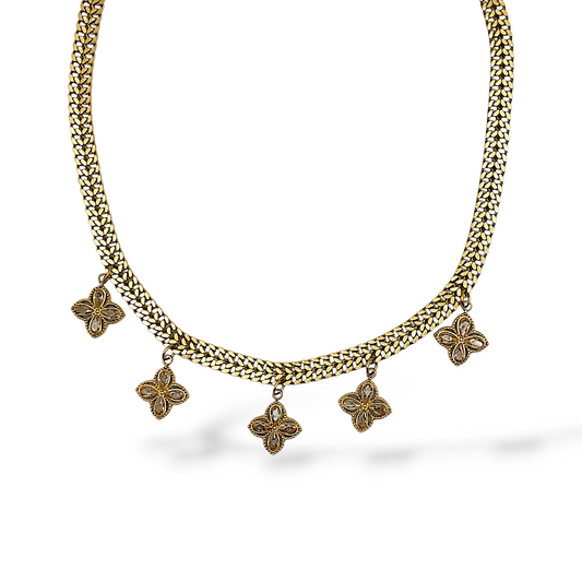 COLLIER OLIVIA