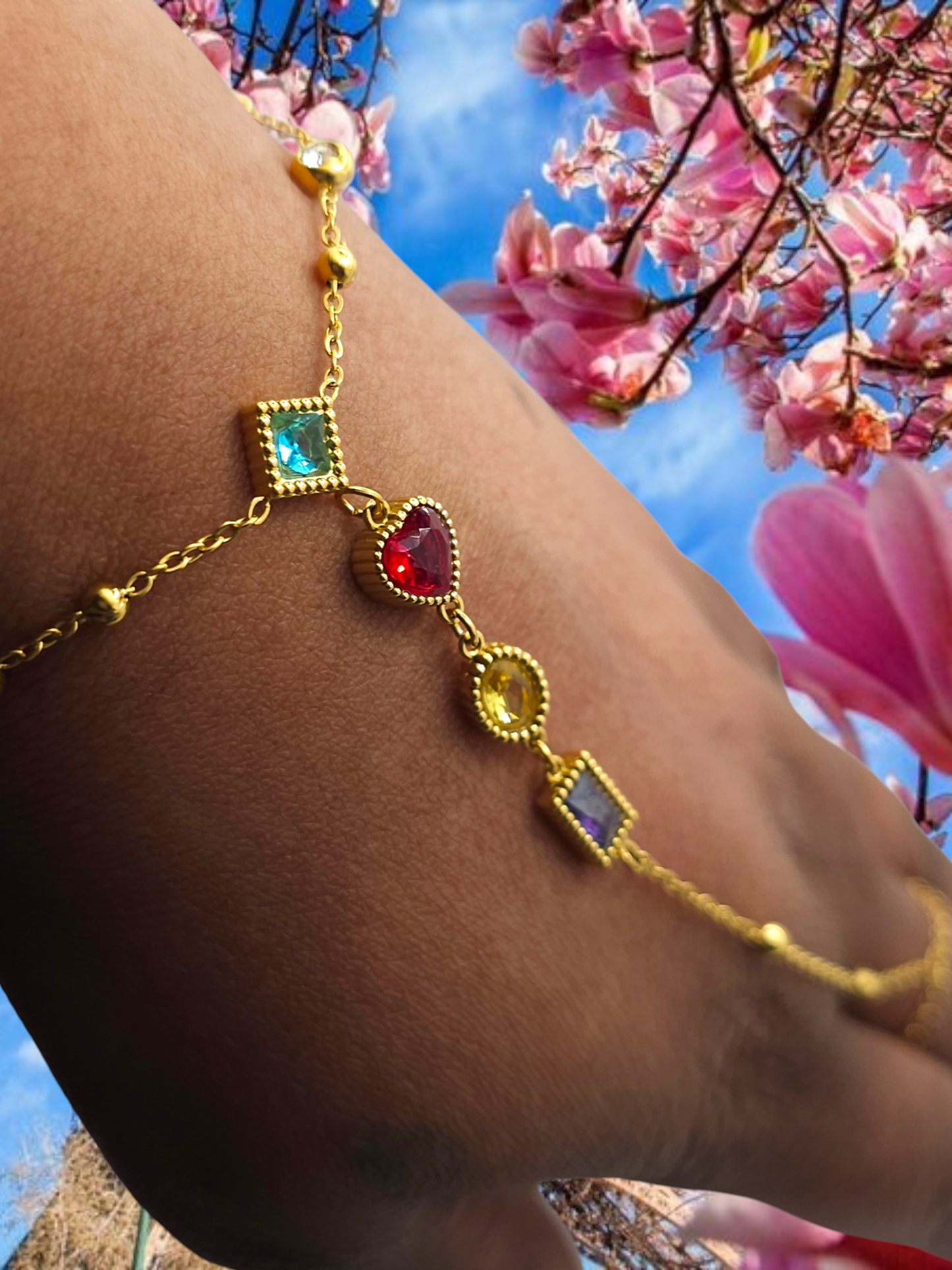 CHAINE DE MAIN AMARY