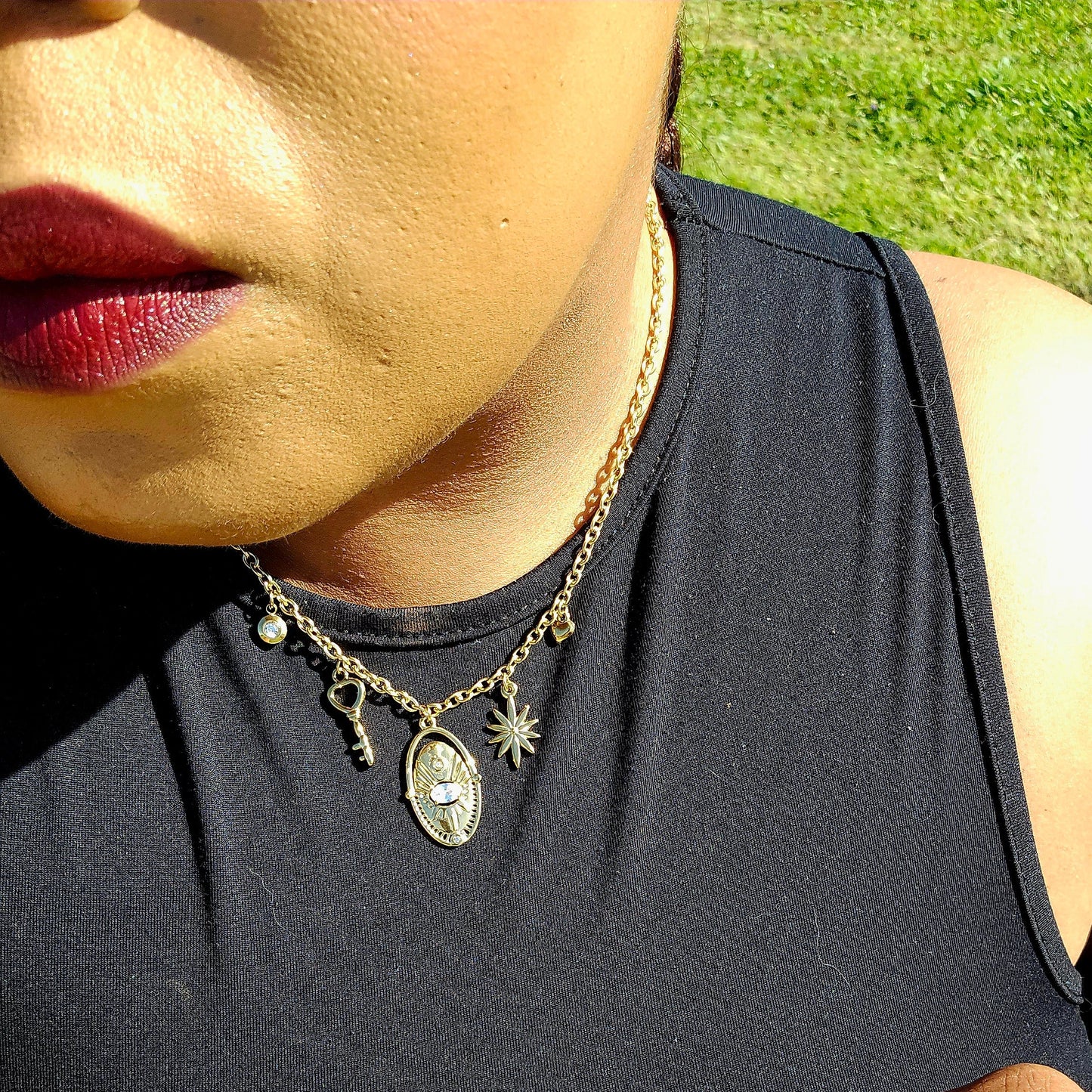 COLLIER ARCANE